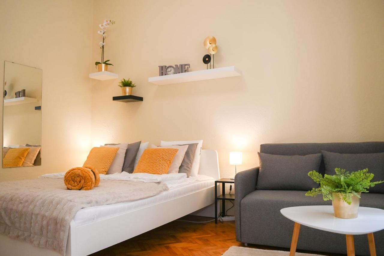 Your In Budapest: Cozy, & Silent Budapeste